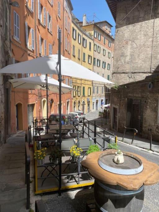 Appartamento Viola 27 Perugia Luaran gambar