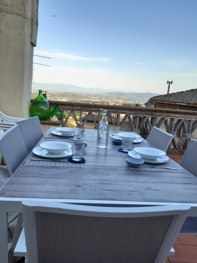 Appartamento Viola 27 Perugia Luaran gambar